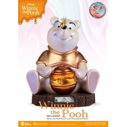 Figurine Winnie The Pooh...