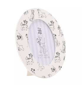 Cadre ovale Disney cats and dogs - Chiens